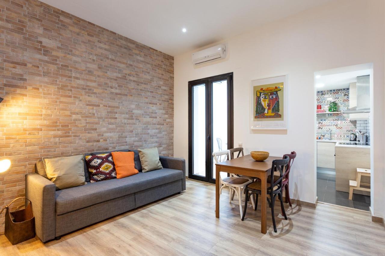 Stay U-Nique Apartments Travessera II Barcelona Ngoại thất bức ảnh