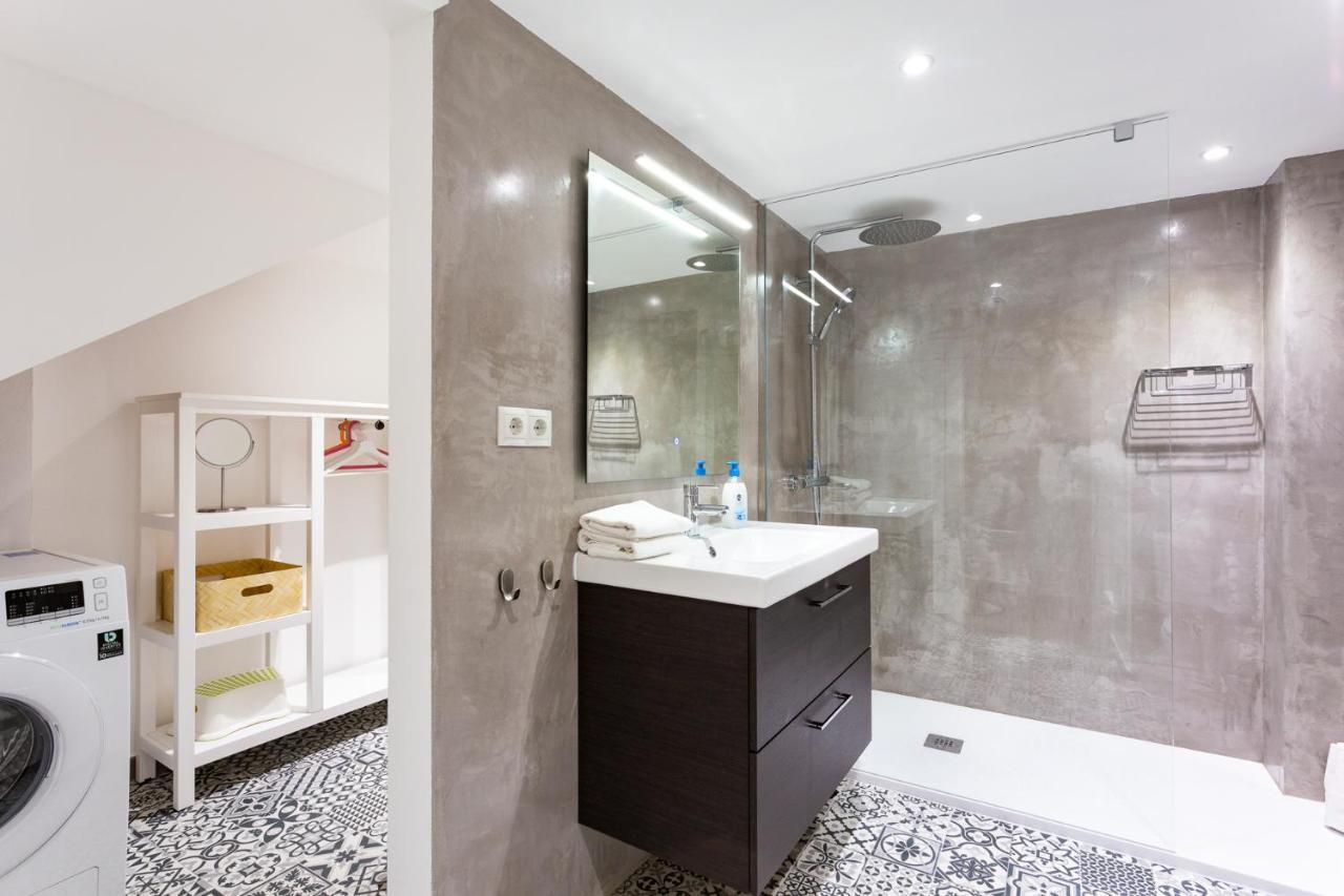 Stay U-Nique Apartments Travessera II Barcelona Ngoại thất bức ảnh