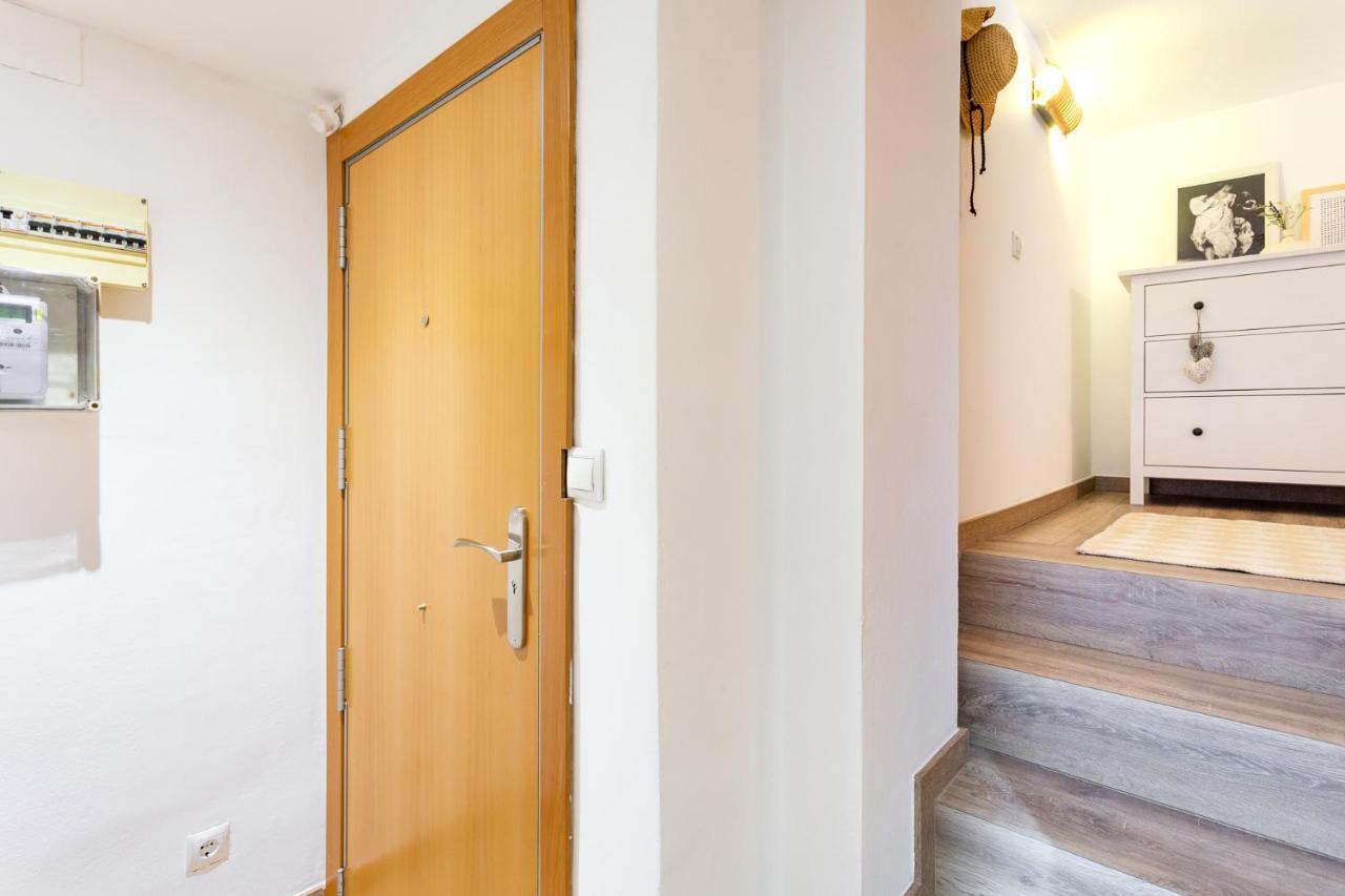 Stay U-Nique Apartments Travessera II Barcelona Ngoại thất bức ảnh