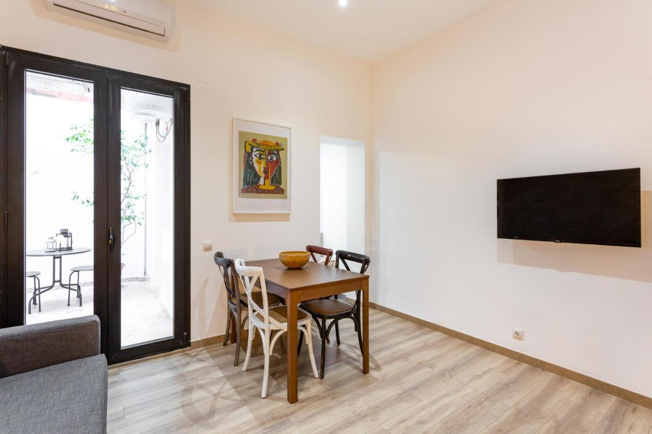 Stay U-Nique Apartments Travessera II Barcelona Ngoại thất bức ảnh
